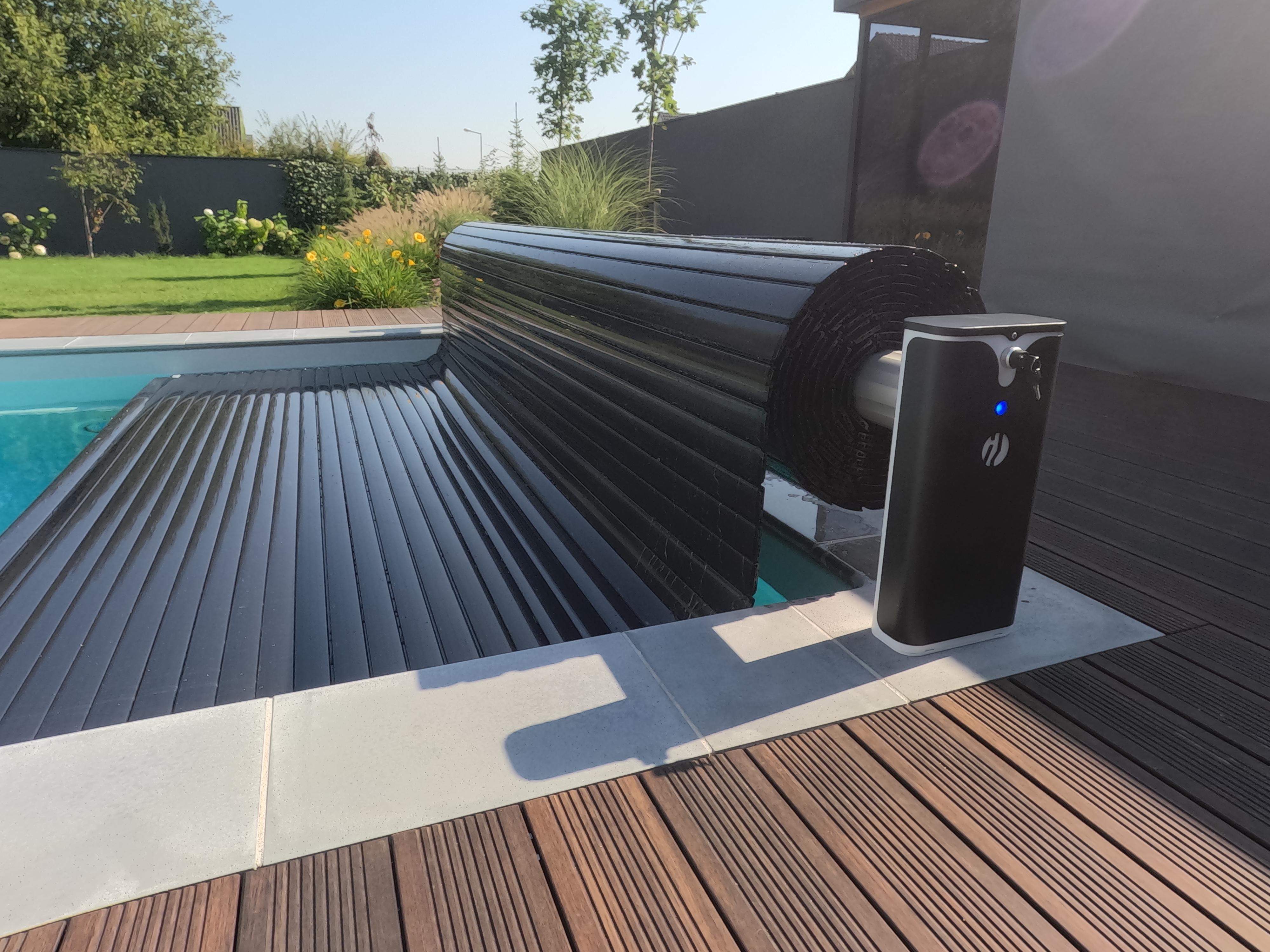 surface winders, Liderpool pool rollershutters